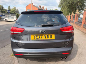 2017 Kia Ceed 1.6 Crdi Gt-Line S Sportswagon Euro 6 (s/s) 5dr in Silver — image 6