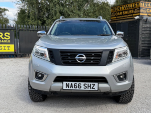 2016 Nissan Navara 2.3 Dci Tekna Auto 4WD Euro 6 4dr in Silver — image 3