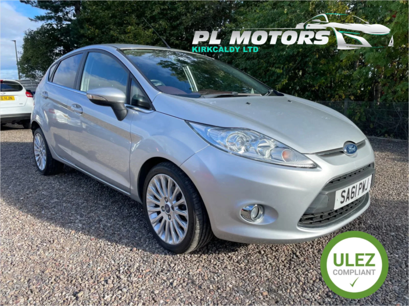 2011 Ford Fiesta 1.4 Titanium Hatchback 5dr Petrol Automatic (154 G/km, 94 Bhp) in Silver — image 1