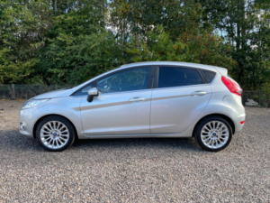 2011 Ford Fiesta 1.4 Titanium Hatchback 5dr Petrol Automatic (154 G/km, 94 Bhp) in Silver — image 6