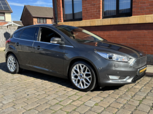 2017 Ford Focus 1.0 T Ecoboost Titanium X in Grey — image 2