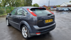 2007 Ford Focus 1.6 Zetec Climate in Grey — image 2