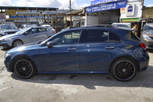 2022 Mercedes-Benz A Class 1.3 A250e 15.6kwh Amg Line Night Edition in Blue — image 5