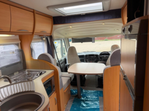 2007 Pilote Aventura G-710 Motorhome Fixed Bed 4 Berth Fiat Ducato 2.3jtd in White — image 4