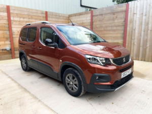 2022 Peugeot Rifter 3 SEAT Auto Wheelchair Accessible Disabled Access Vehicle Wav in Bronze — image 3