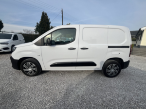 2024 Vauxhall Combo 1.5 Turbo D 2300 Prime in White — image 5