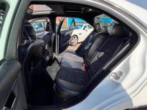 2014 Mercedes-Benz C Class 2.1 C220 Cdi Amg Sport Edition G-Tronic+ Euro 5 (s/s) 4dr in White — image 5