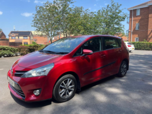 2013 Toyota Verso 1.8 V-Matic Icon Multidrive S Euro 5 5dr Euro 5 in Red — image 3