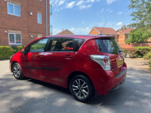 2013 Toyota Verso 1.8 V-Matic Icon Multidrive S Euro 5 5dr Euro 5 in Red — image 5