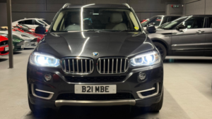 2013 BMW X5 3.0 X5 Xdrive30d Se in Grey — image 2