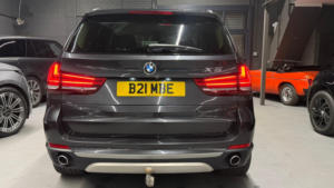 2013 BMW X5 3.0 X5 Xdrive30d Se in Grey — image 5