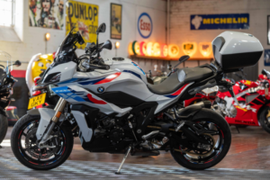 2022 BMW S 1000 Xr *m Sport - 1 Former Keeper* in Multicolour — image 3