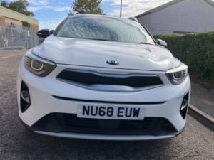 2018 Kia Stonic 1.0 T-Gdi First Edition SUV 5dr Petrol Manual Euro 6 (s/s) (118 Bhp) in White — image 2