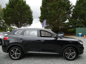 2022 MG MG Hs 1.5 T-Gdi Exclusive SUV 5dr Petrol Manual Euro 6 (s/s) (162 Ps) in Black — image 2