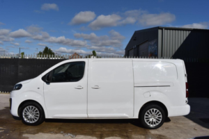 2023 Vauxhall Vivaro 1.5 Turbo D 2900 Pro L2 H1 Euro 6 (s/s) 6dr in White — image 5