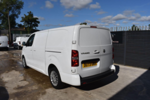 2023 Vauxhall Vivaro 1.5 Turbo D 2900 Pro L2 H1 Euro 6 (s/s) 6dr in White — image 6