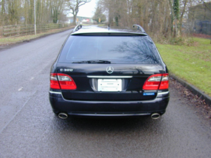 2009 Mercedes-Benz E Class 8503 - Sale Agreed Awaiting Uk Registration - Mercedes Benz W211 E Class E300 Estate Ex Japan in Black — image 5
