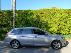 2016 Peugeot 308 Sw 1.2 Puretech Allure Estate 5dr Petrol Manual Euro 6 (s/s) (130 Ps) in Grey — image 3