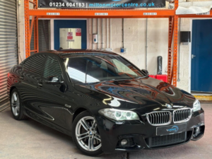 2015 BMW 5 Series 2.0 525d M Sport Auto Euro 6 (s/s) 4dr in Black — image 2