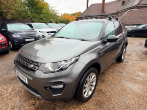 2017 Land Rover Discovery Sport Td4 Se Tech in Grey — image 6