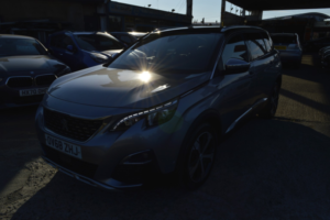 2019 Peugeot 5008 2.0 Bluehdi Gt in Grey — image 3