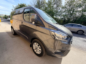 2020 Ford Transit Custom 2.0 300 Ecoblue Limited L1 H1 Euro 6 (s/s) 5dr in Grey — image 3