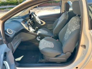 2013 Ford Ka 1.2 Edge Euro 5 (s/s) 3dr in White — image 6