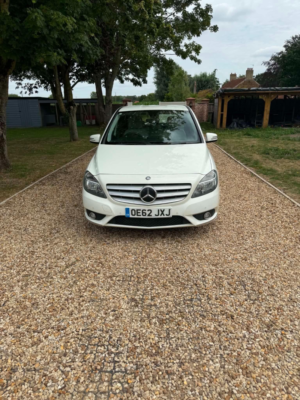 2013 Mercedes-Benz B Class 1.8 B180 Cdi Blueefficiency Se Euro 5 (s/s) 5dr in White — image 2