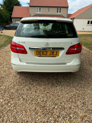 2013 Mercedes-Benz B Class 1.8 B180 Cdi Blueefficiency Se Euro 5 (s/s) 5dr in White — image 4