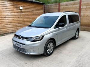 2024 Volkswagen Caddy Maxi 5 SEAT Petrol Auto Wheelchair Accessible Disabled Access Vehicle Wav in Silver — image 5