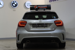 2015 Mercedes-Benz A Class 1.6 A180 Sport (executive) 7g-Dct Euro 6 (s/s) 5dr in Silver — image 4