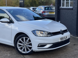 2019 Volkswagen Golf 2.0 Tdi Gt in White — image 3
