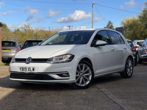 2019 Volkswagen Golf 2.0 Tdi Gt in White — image 5