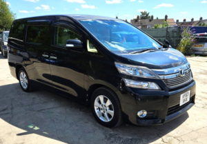 2014 Toyota Vellfire 8 Seater- 2.4l Petrol-Ulez/caz Pass-Free 42months Gold Warranty & 12 Months Aa Breakdown Cover in Black — image 2