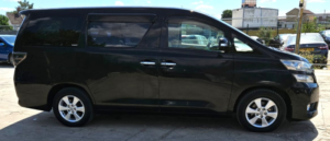 2014 Toyota Vellfire 8 Seater- 2.4l Petrol-Ulez/caz Pass-Free 42months Gold Warranty & 12 Months Aa Breakdown Cover in Black — image 3