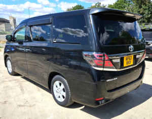 2014 Toyota Vellfire 8 Seater- 2.4l Petrol-Ulez/caz Pass-Free 42months Gold Warranty & 12 Months Aa Breakdown Cover in Black — image 6