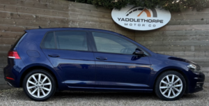 2019 Volkswagen Golf 2.0 Tdi Gt in Blue — image 3