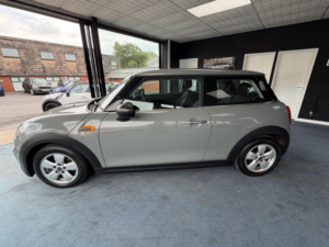 2014 MINI Hatch 1.2 One Euro 6 (s/s) 3dr in Grey — image 6