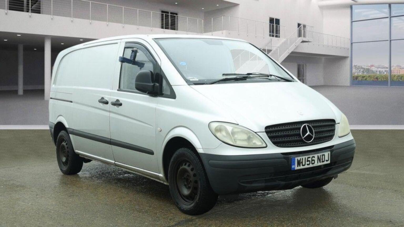 2006 Mercedes-Benz Vito 2.1 111cdi Dualiner Basic Compact Panel Van Swb 5dr in Silver — image 1