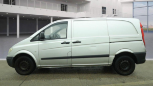 2006 Mercedes-Benz Vito 2.1 111cdi Dualiner Basic Compact Panel Van Swb 5dr in Silver — image 6