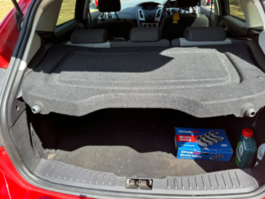 2013 Ford Focus 1.0 T Ecoboost Zetec in Red — image 5