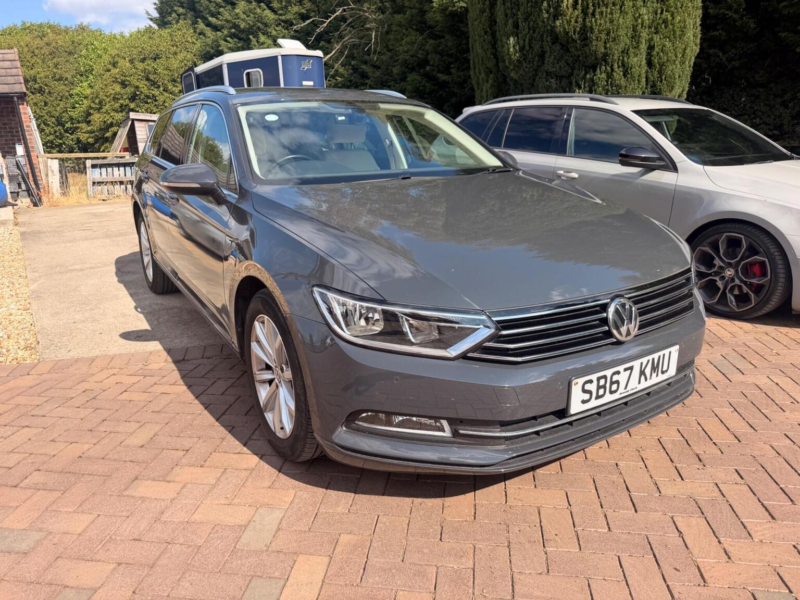 2018 Volkswagen Passat 1.4 Tsi Se Business DSG Euro 6 (s/s) 5dr in Grey — image 1