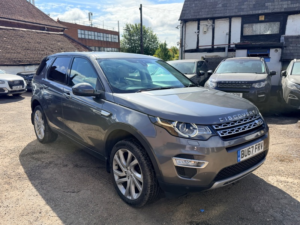 2017 Land Rover Discovery Sport Td4 Hse Luxury in Grey — image 6