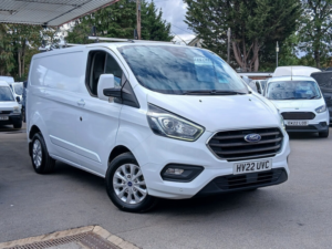 2022 Ford Transit Custom Custom 300 Limited L1 in Blue — image 3
