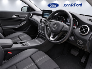 2020 Mercedes-Benz Gla 1.6 Gla 180ps Urban Edition Auto in Grey — image 2