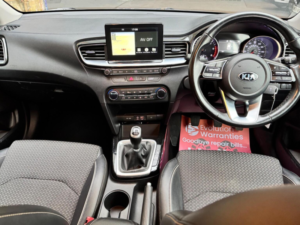 2019 Kia Ceed 1.6 Crdi 3 Euro 6 (s/s) 5dr in Grey — image 4