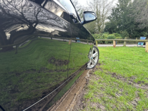 2013 BMW 1 Series 1.6 116i M Sport 5-Door in Black — image 5