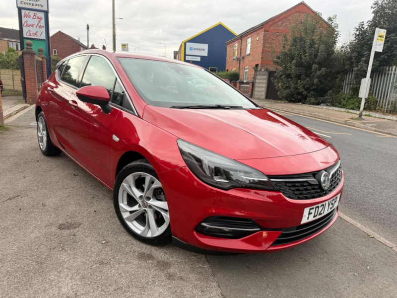 2021 Vauxhall Astra 1.2 Turbo Sri Euro 6 (s/s) 5dr in Red — image 1