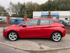 2021 Vauxhall Astra 1.2 Turbo Sri Euro 6 (s/s) 5dr in Red — image 4