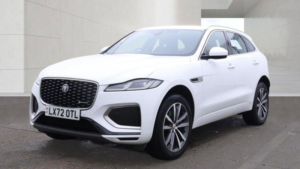 2023 Jaguar F-Pace 2.0 P400e 17.1kwh R-Dynamic Se Auto AWD Euro 6 (s/s) 5dr in White — image 3